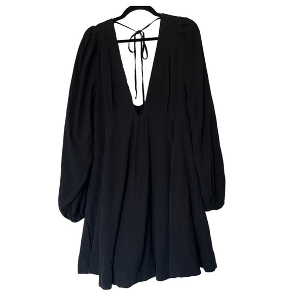 Free People Black Dress, Size Medium, RARE Lined and Heavyweight w/pPockets - Picture 3 of 8